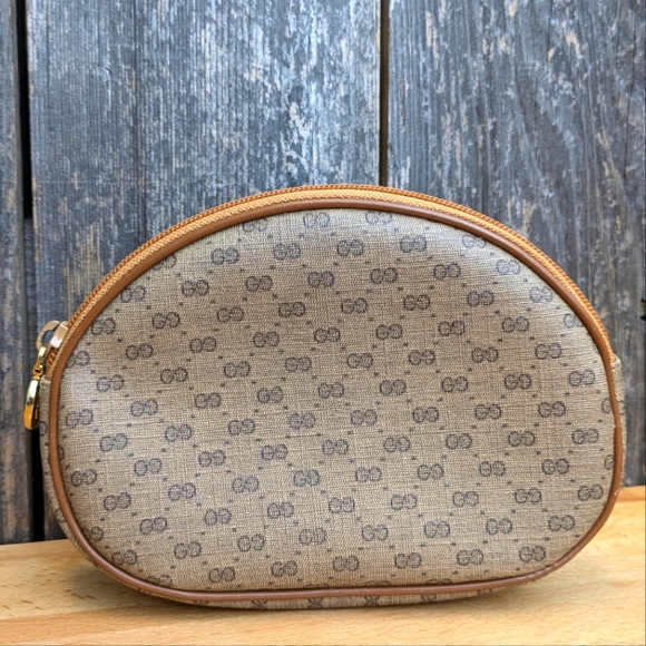 Gucci Handbags - Gucci Vintage GG Supreme Pouch, Luxury Designer Small Pouch Bag Vanity Case